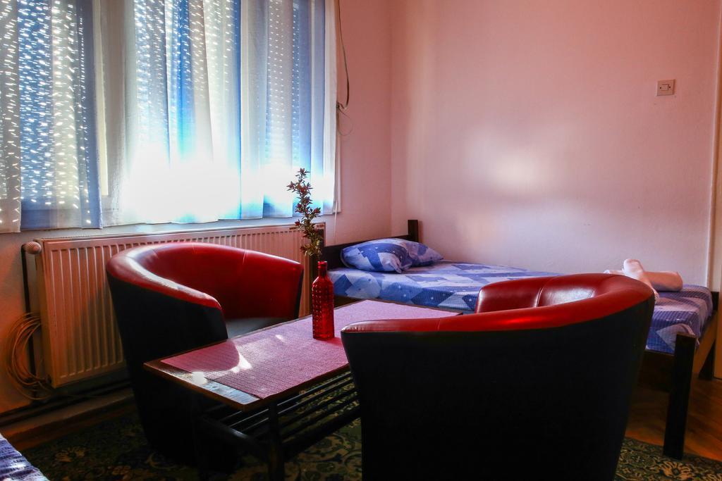 The Comfy Hostel Skopie Habitación foto