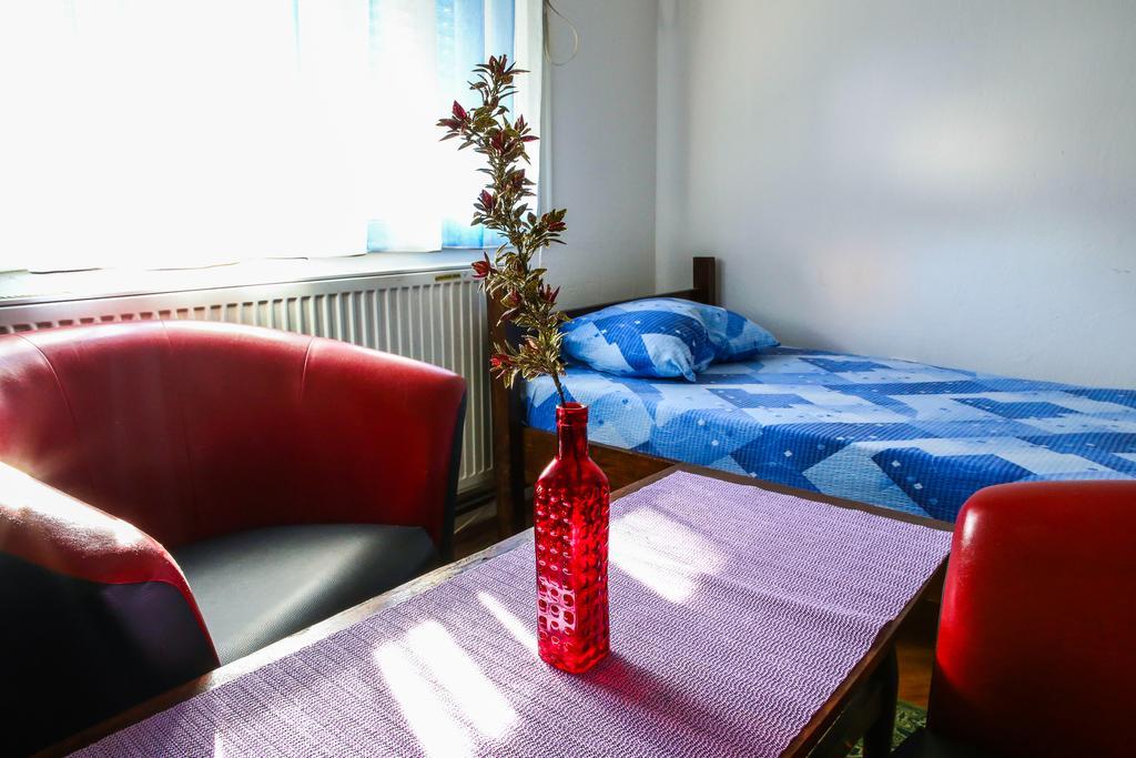 The Comfy Hostel Skopie Habitación foto